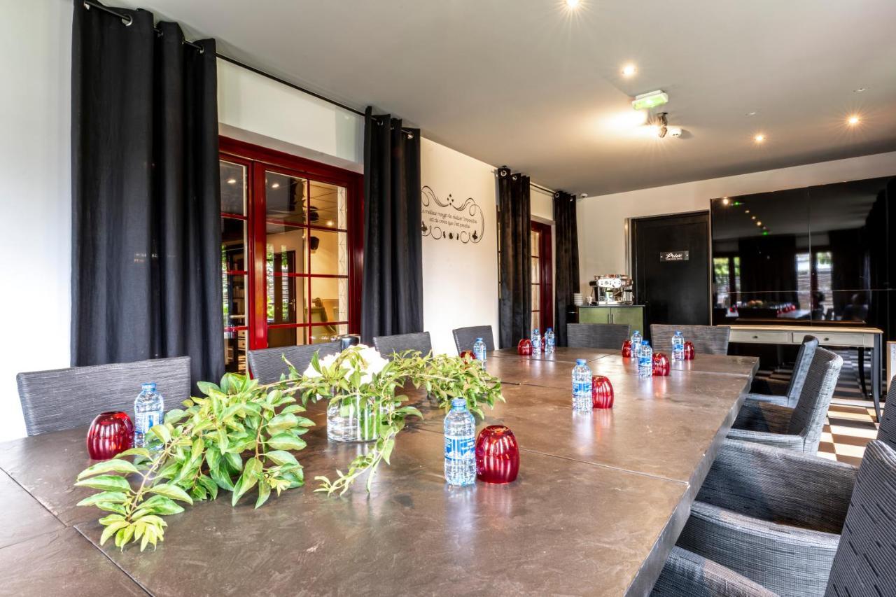 Auberge De Maison Rouge Vetraz-Monthoux Luaran gambar