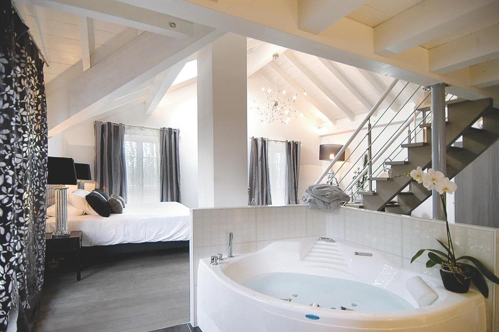 Auberge De Maison Rouge Vetraz-Monthoux Bilik gambar