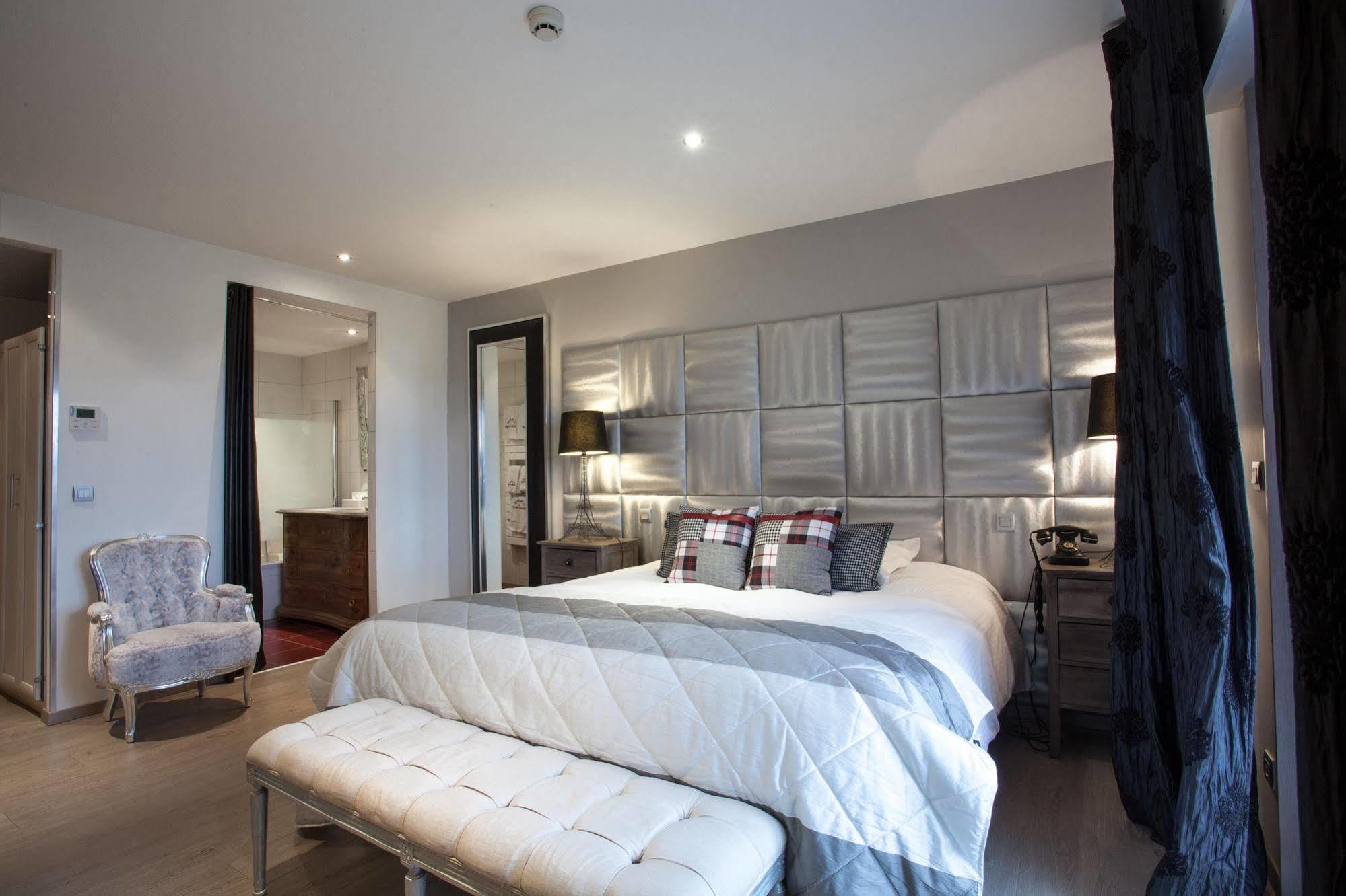 Auberge De Maison Rouge Vetraz-Monthoux Luaran gambar